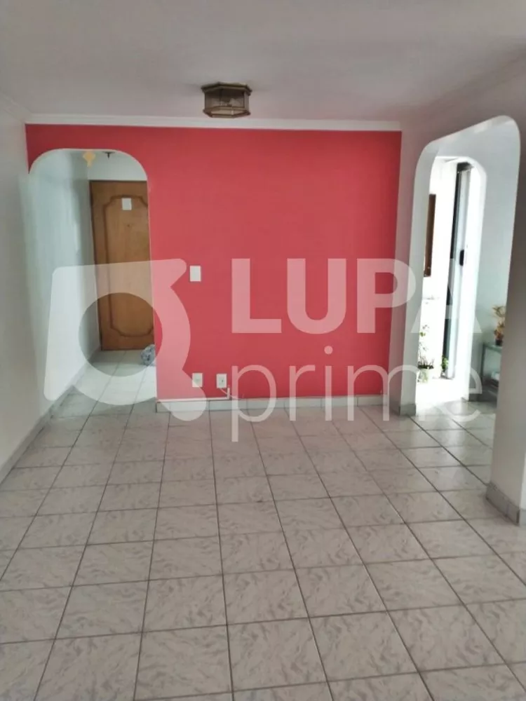 Apartamento à venda com 2 quartos, 63m² - Foto 2