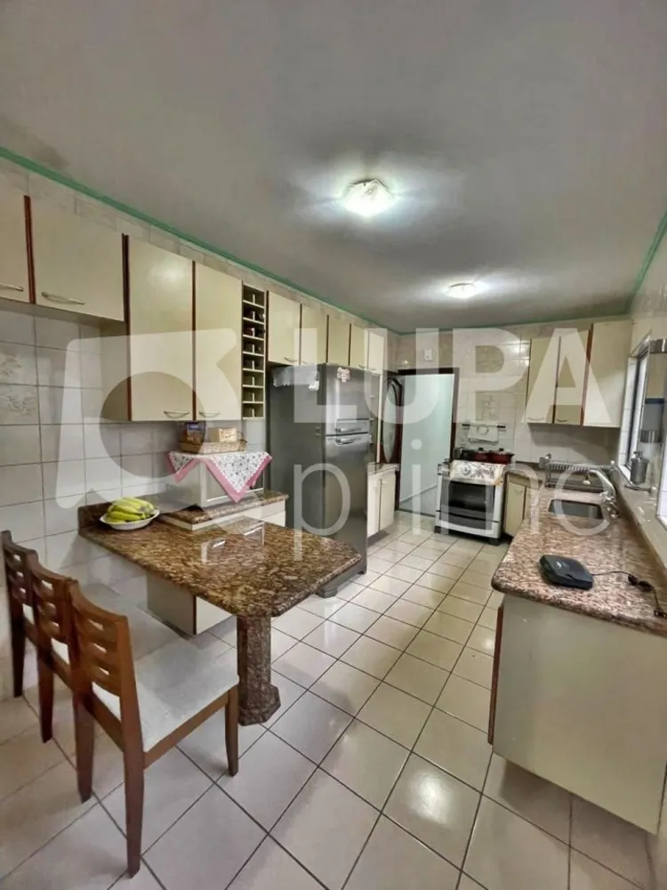 Casa, 3 quartos, 165 m² - Foto 8