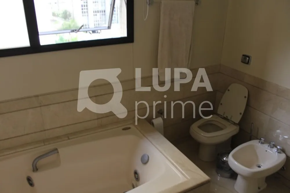 Apartamento, 4 quartos, 255 m² - Foto 2