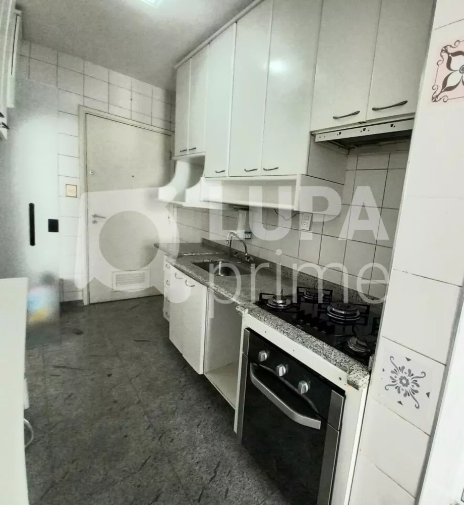 Apartamento à venda com 3 quartos, 90m² - Foto 1