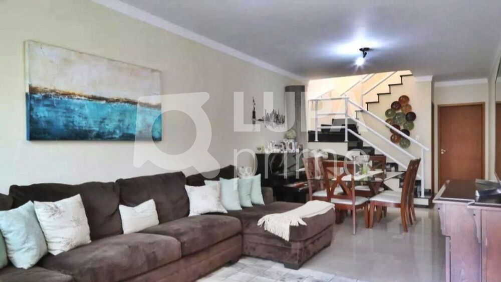 Casa, 3 quartos, 132 m² - Foto 1