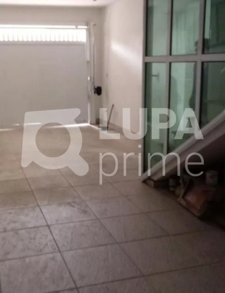 Casa à venda com 3 quartos, 180m² - Foto 2