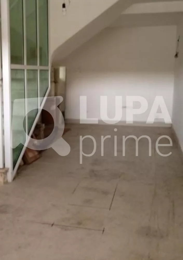 Casa à venda com 3 quartos, 180m² - Foto 1