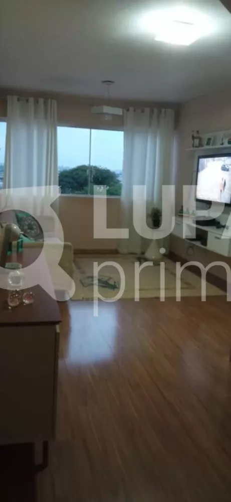 Apartamento à venda com 3 quartos, 150m² - Foto 1