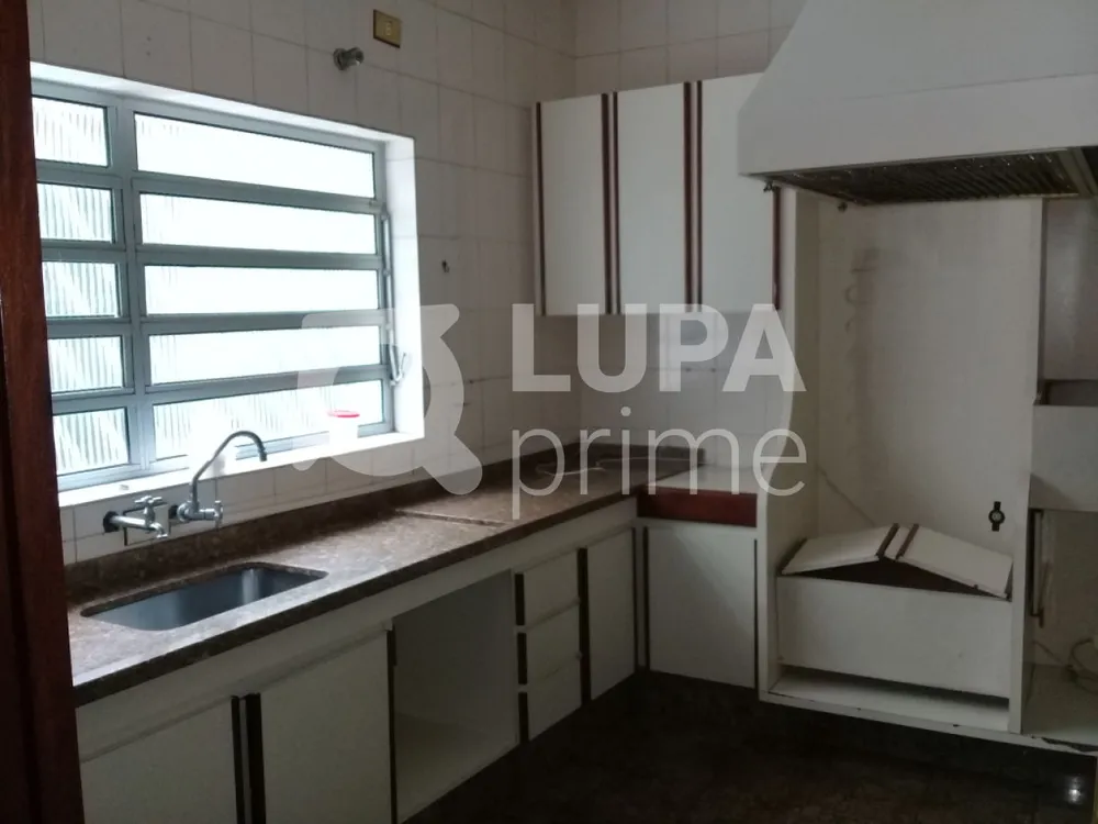 Casa, 3 quartos, 250 m² - Foto 1