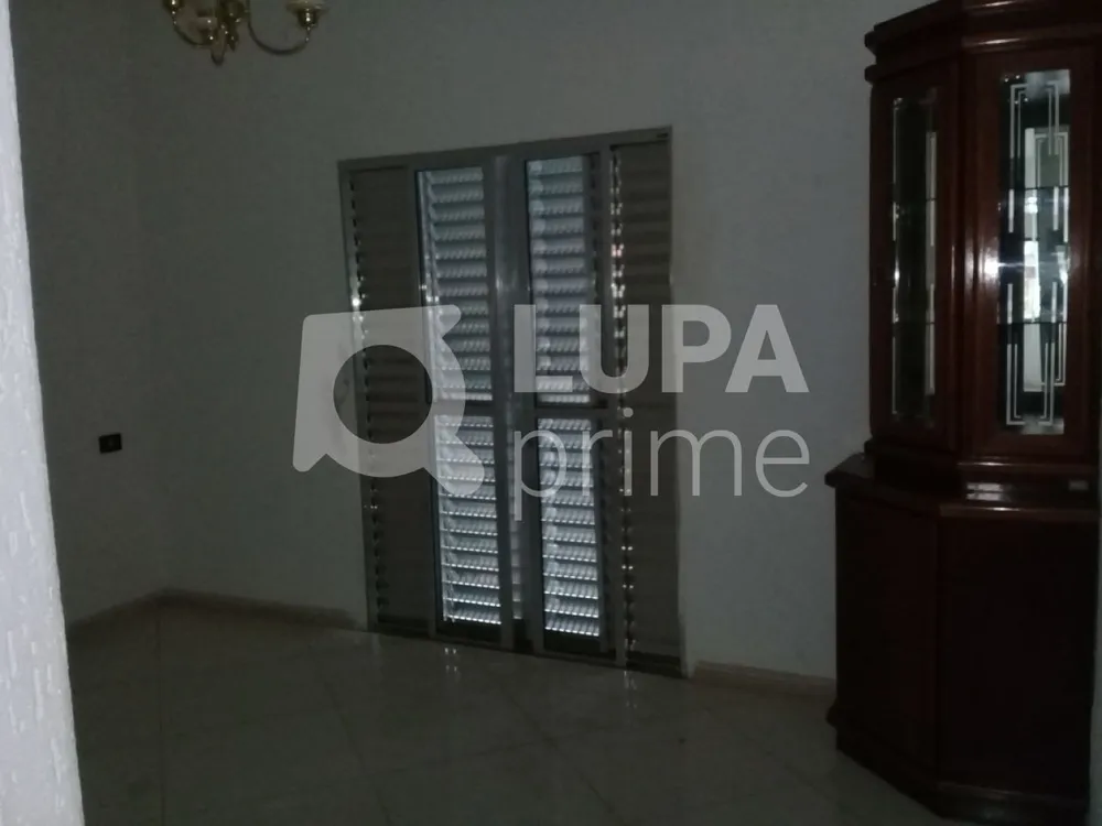 Casa, 3 quartos, 250 m² - Foto 13