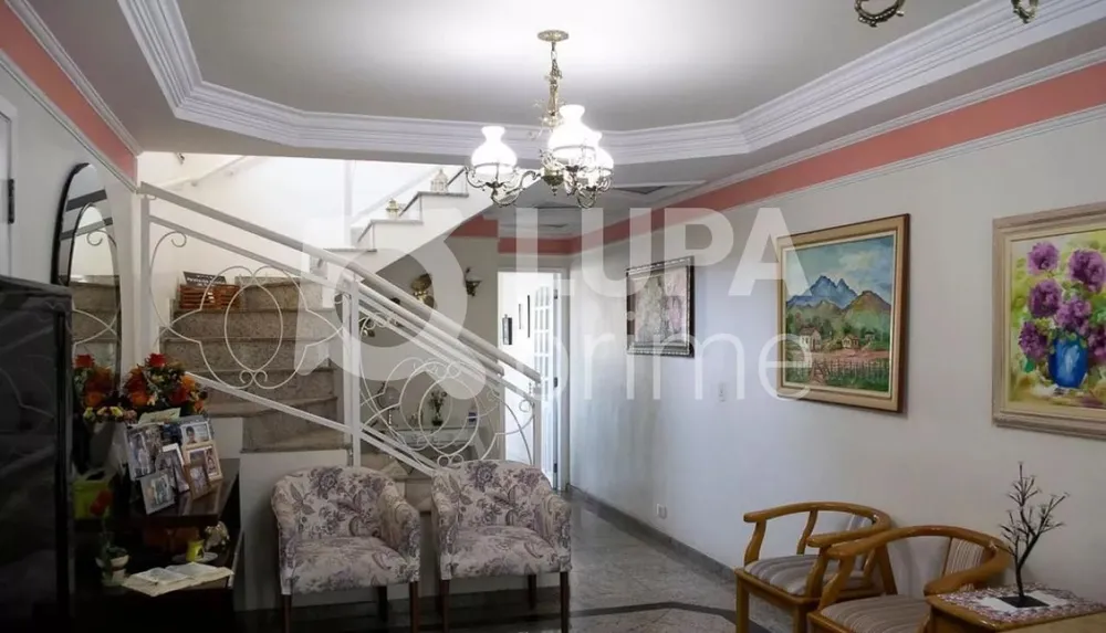 Casa, 3 quartos, 228 m² - Foto 15