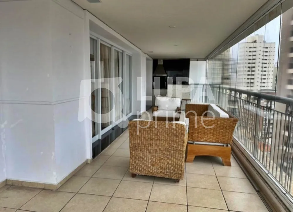 Apartamento, 4 quartos, 226 m² - Foto 1