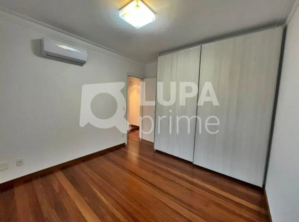 Apartamento, 4 quartos, 226 m² - Foto 11