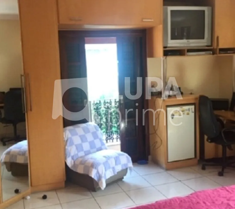 Casa, 3 quartos, 270 m² - Foto 9