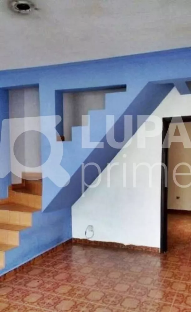 Casa à venda com 3 quartos, 148m² - Foto 2