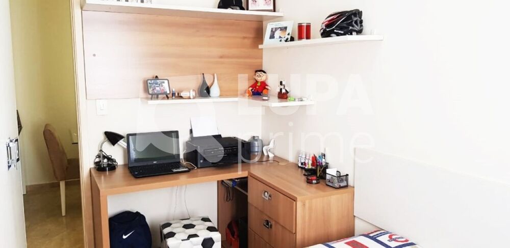 Apartamento à venda com 3 quartos, 80m² - Foto 2
