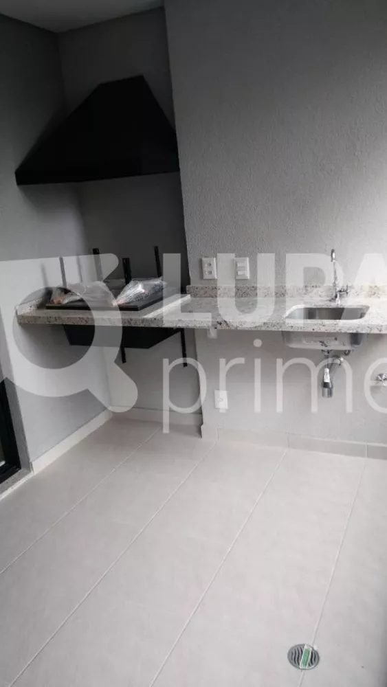 Apartamento à venda com 3 quartos, 112m² - Foto 2