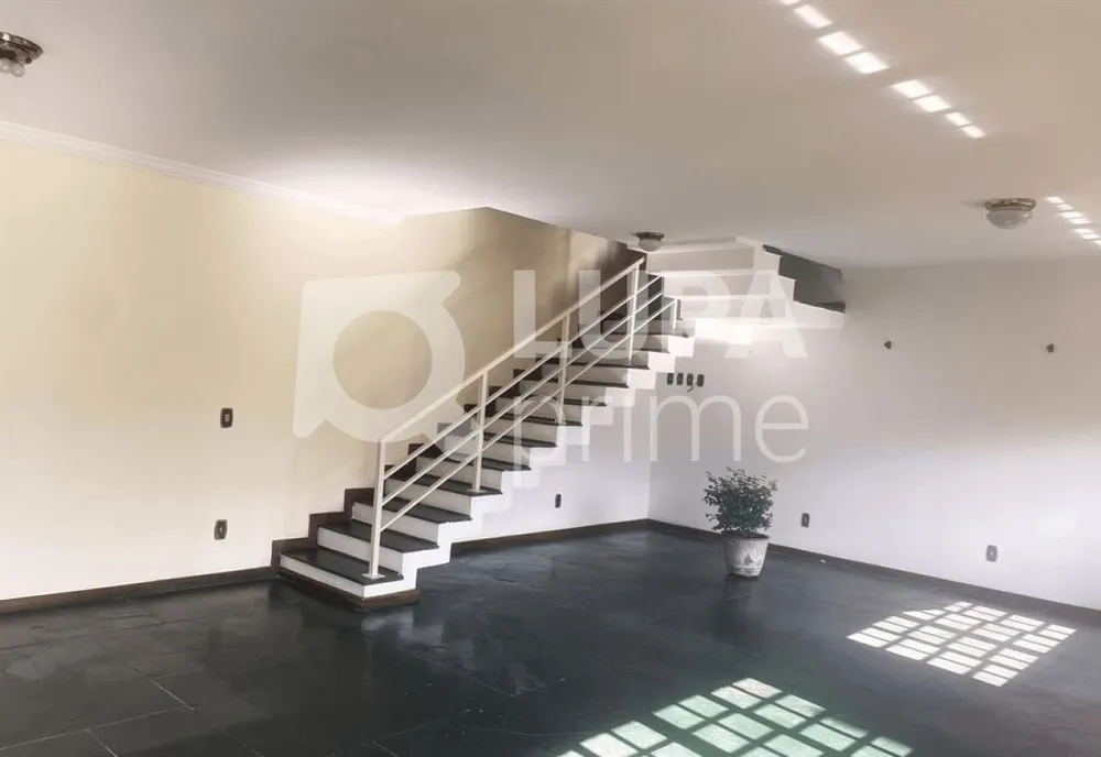 Casa, 3 quartos, 168 m² - Foto 2