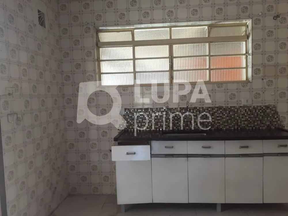 Casa, 3 quartos, 200 m² - Foto 6