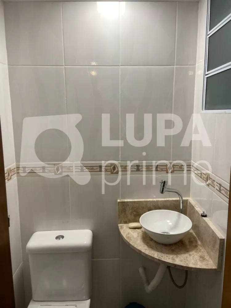 Casa à venda com 3 quartos, 180m² - Foto 18