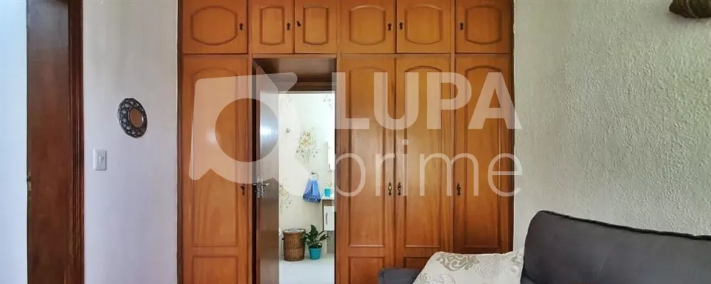 Casa, 4 quartos, 197 m² - Foto 1