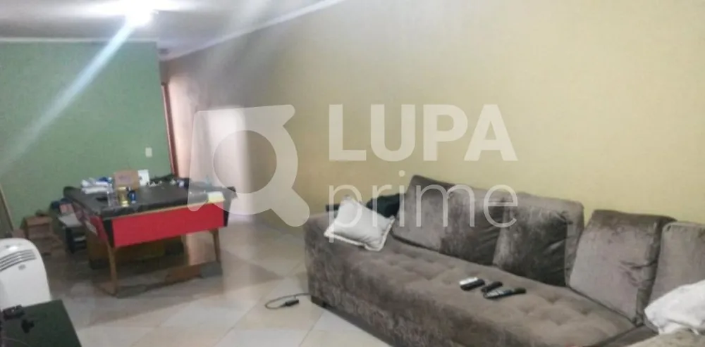 Casa, 3 quartos, 134 m² - Foto 1