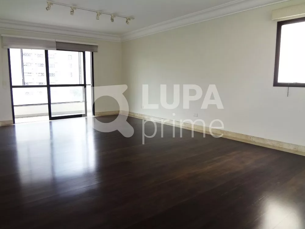 Apartamento à venda com 3 quartos, 460m² - Foto 3