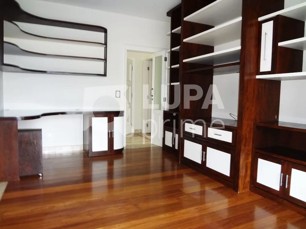 Apartamento à venda com 3 quartos, 460m² - Foto 11