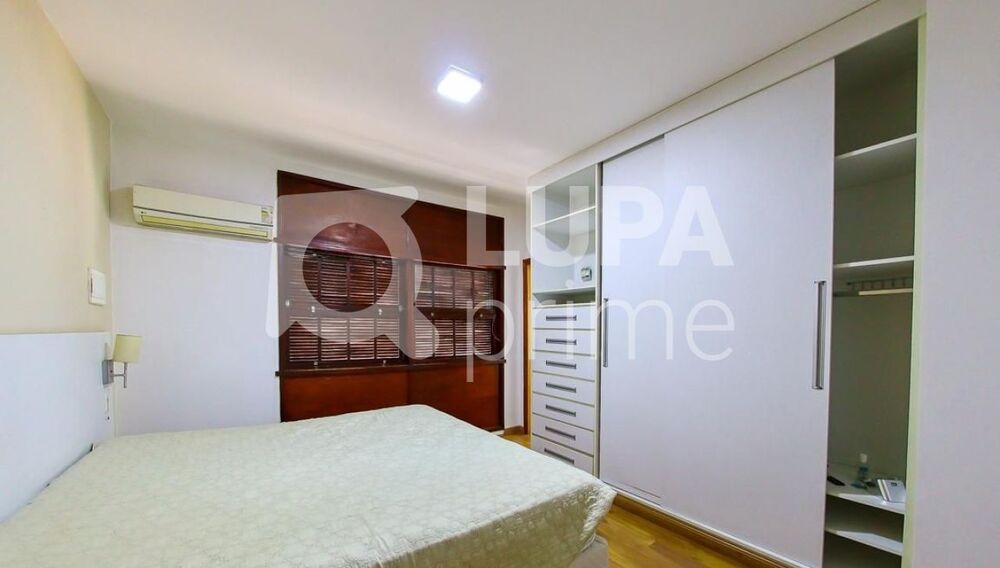 Casa à venda com 3 quartos, 207m² - Foto 8