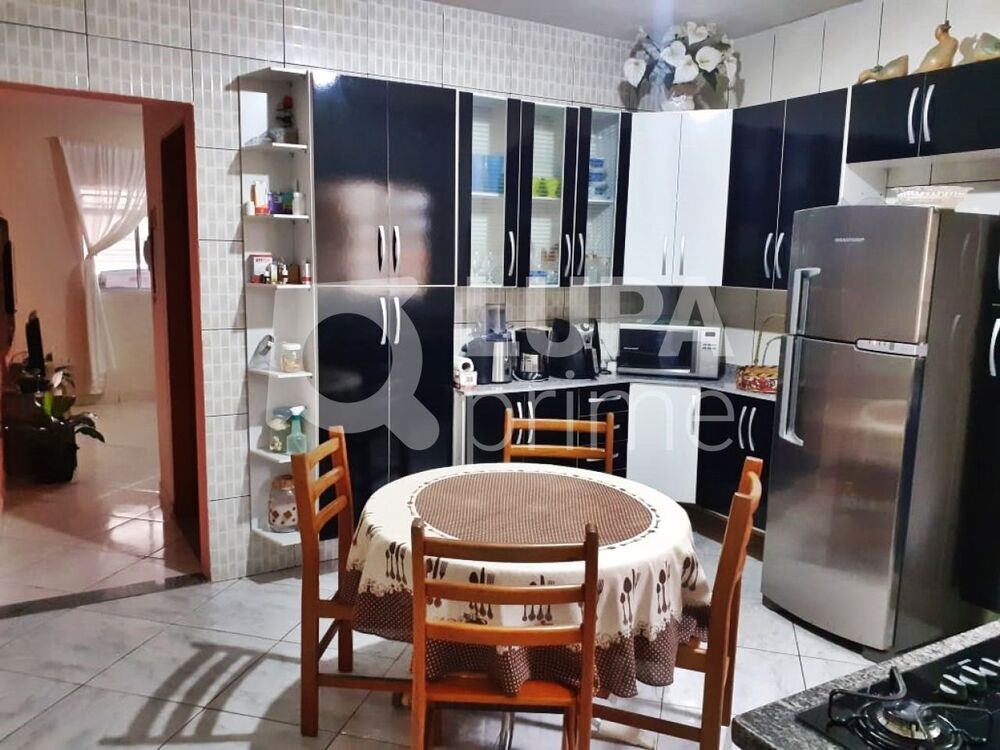 Casa, 5 quartos, 100 m² - Foto 1