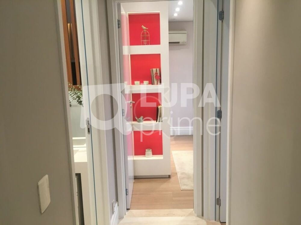 Apartamento à venda com 3 quartos, 153m² - Foto 8