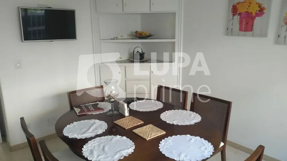 Casa, 4 quartos, 250 m² - Foto 2