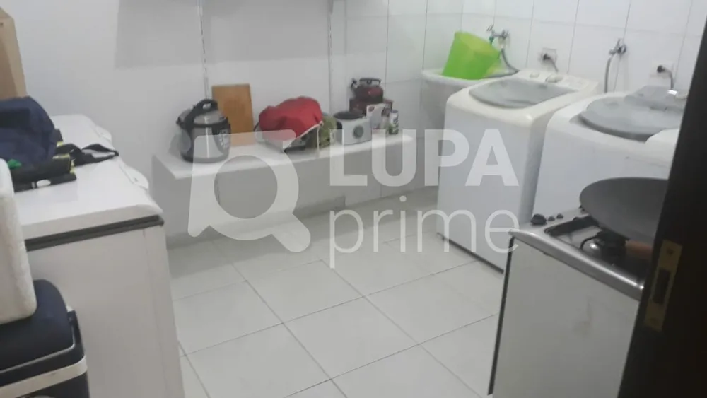 Casa, 3 quartos, 182 m² - Foto 1