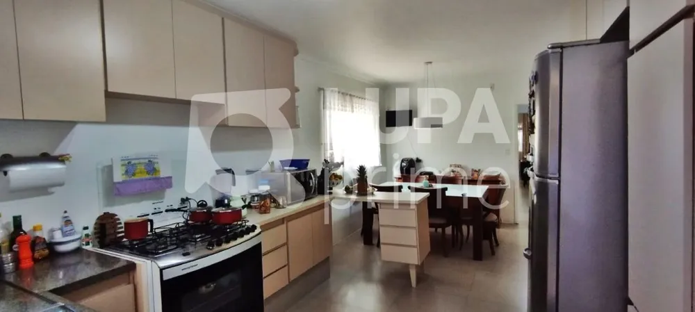 Casa, 3 quartos, 141 m² - Foto 8
