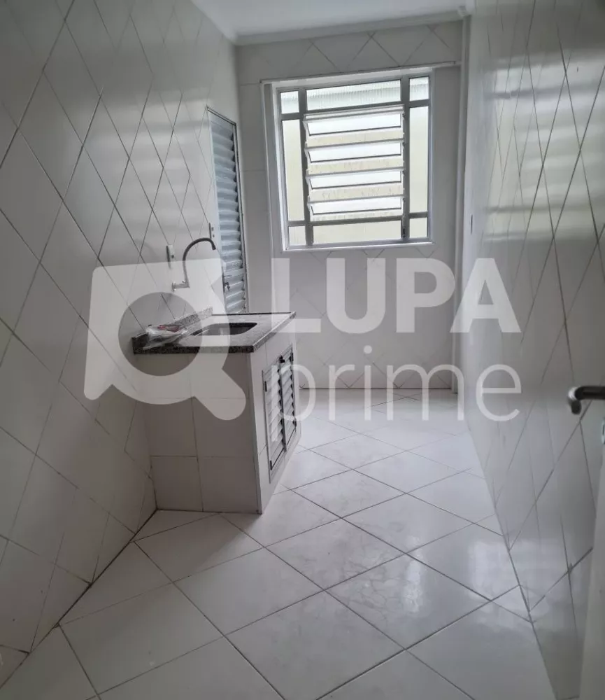 Apartamento para alugar com 1 quarto, 42m² - Foto 4