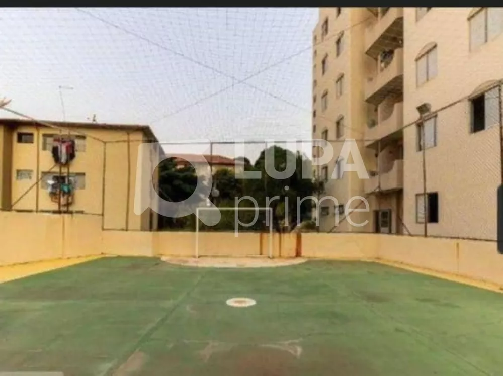 Apartamento à venda com 2 quartos, 64m² - Foto 2