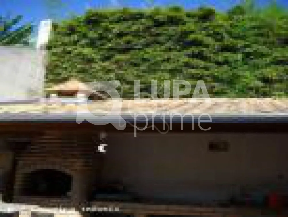 Casa, 4 quartos, 230 m² - Foto 1