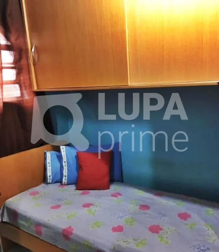 Casa, 4 quartos, 241 m² - Foto 3