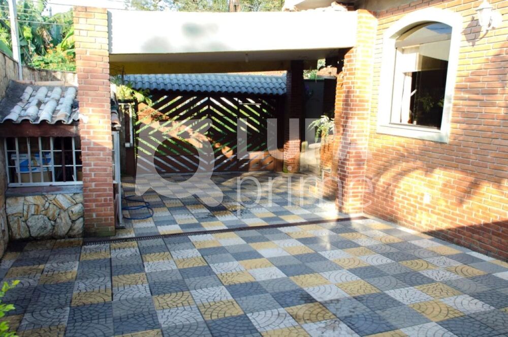 Casa à venda com 3 quartos, 210m² - Foto 7