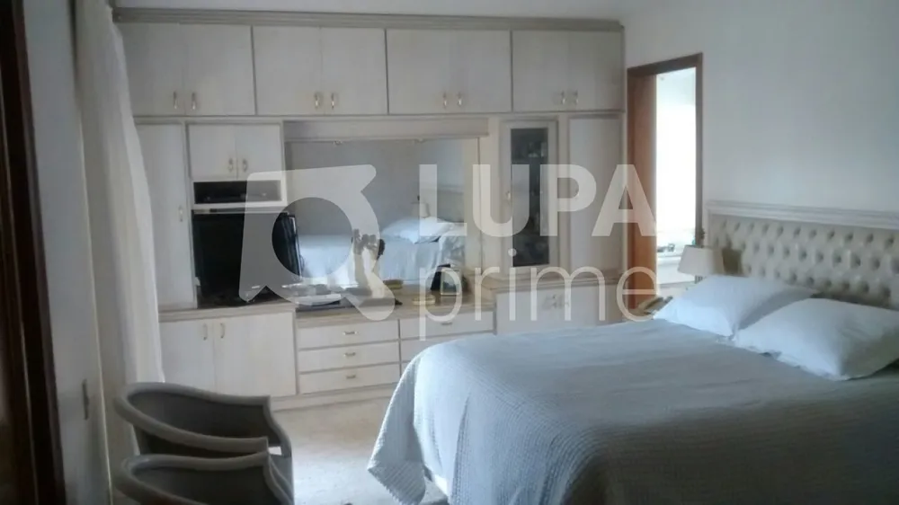 Apartamento, 4 quartos, 273 m² - Foto 1
