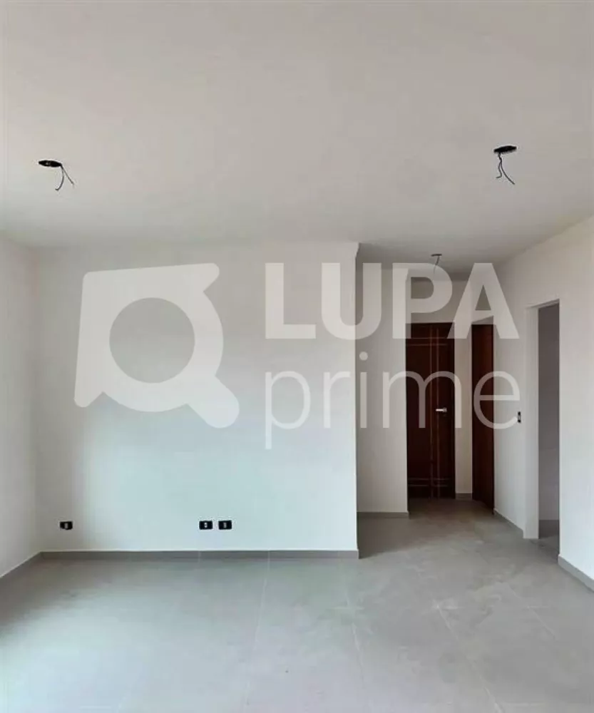 Apartamento à venda com 2 quartos, 62m² - Foto 3