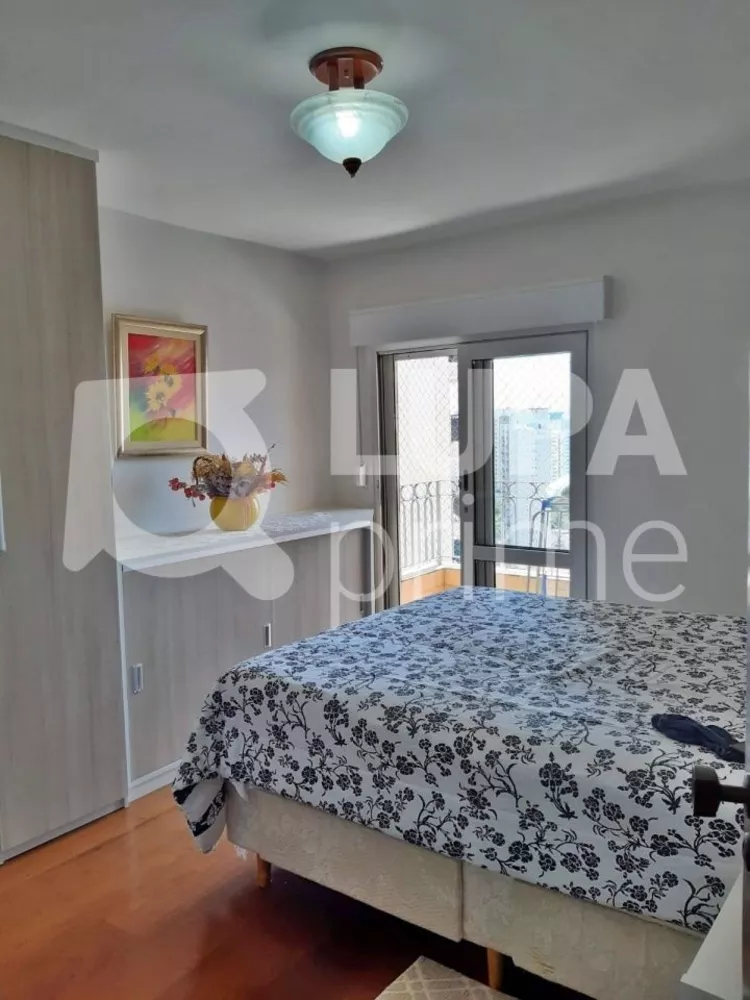 Apartamento à venda com 3 quartos, 130m² - Foto 4