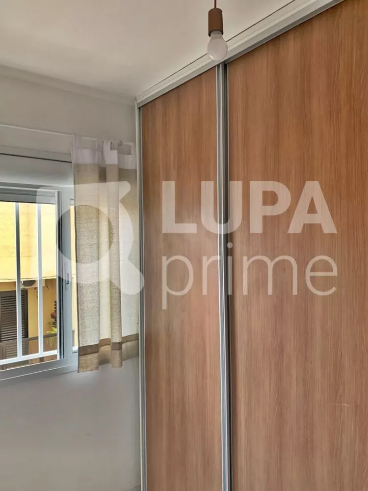 Apartamento à venda com 2 quartos, 42m² - Foto 8