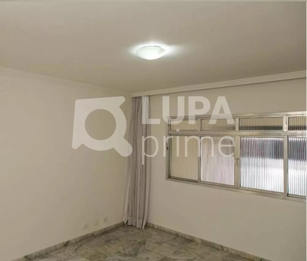 Casa à venda com 3 quartos, 180m² - Foto 1