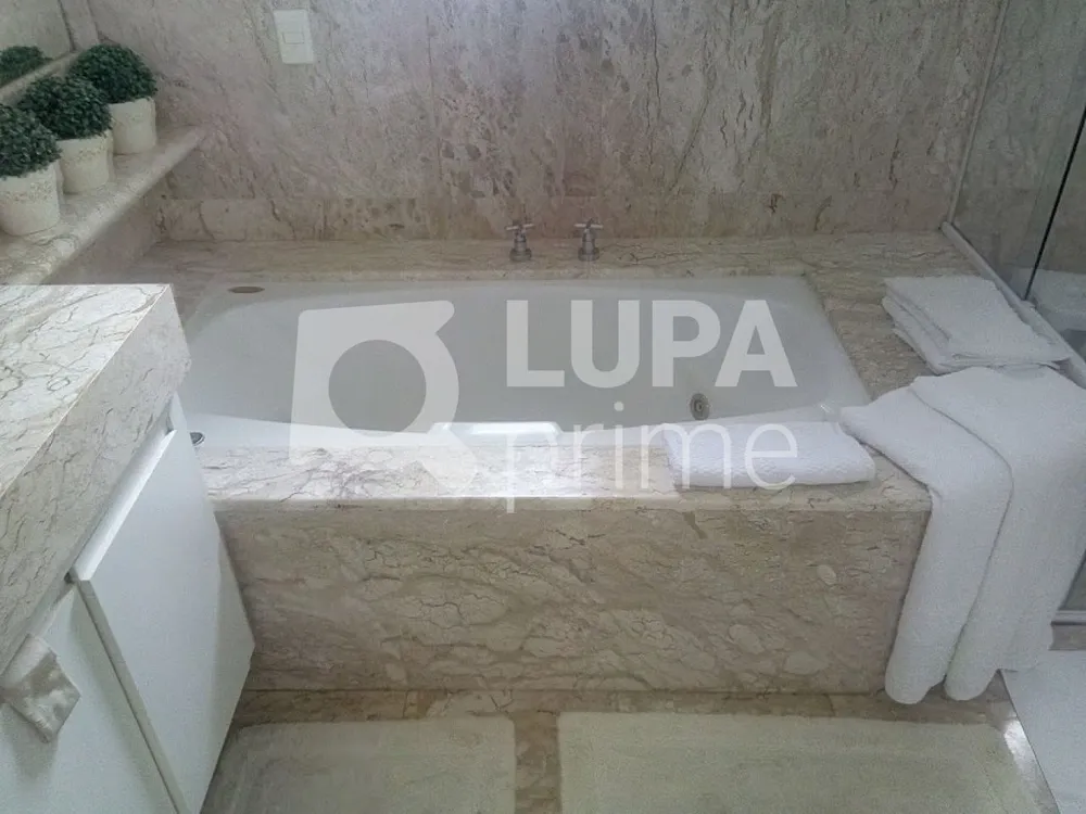 Apartamento, 3 quartos, 267 m² - Foto 4