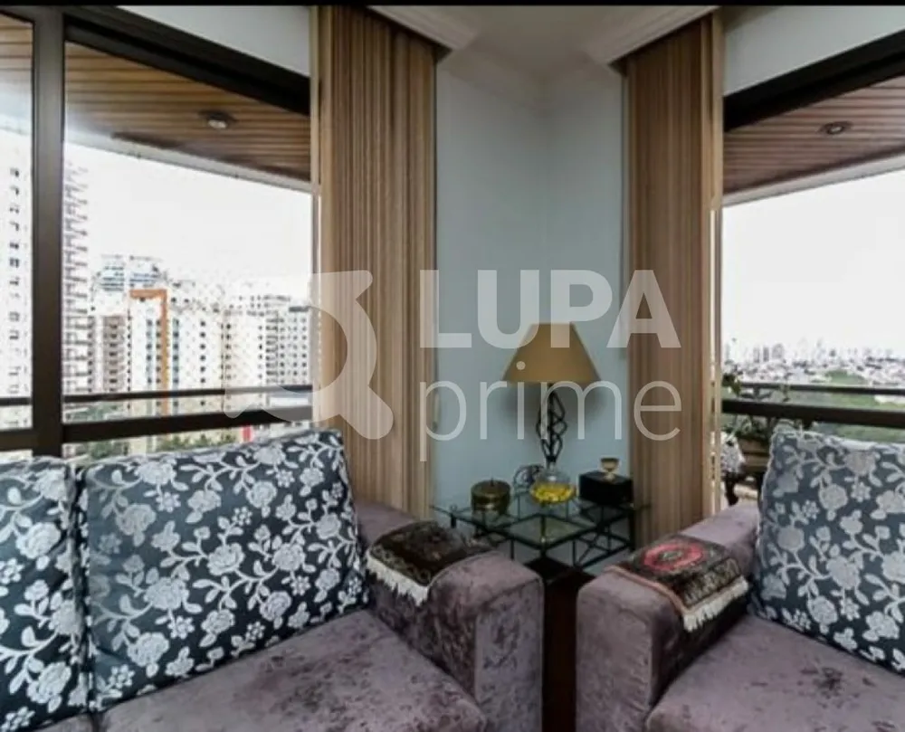 Apartamento, 3 quartos, 145 m² - Foto 1