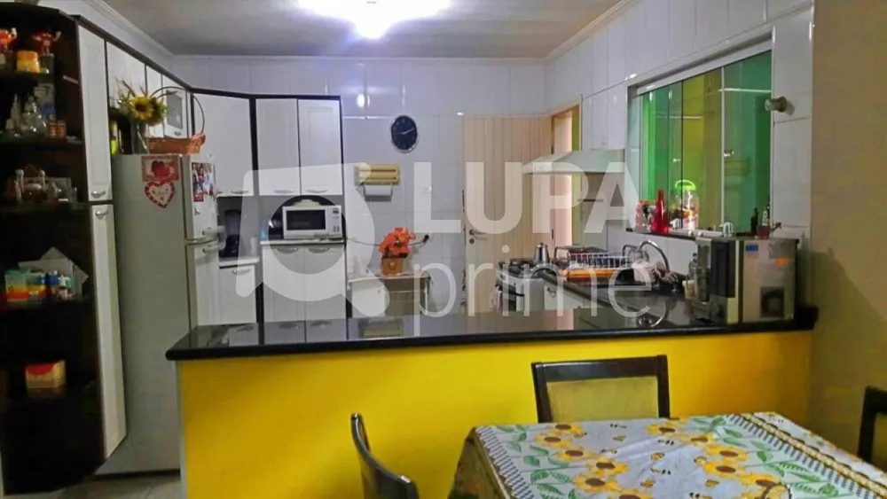 Casa à venda com 3 quartos, 125m² - Foto 5