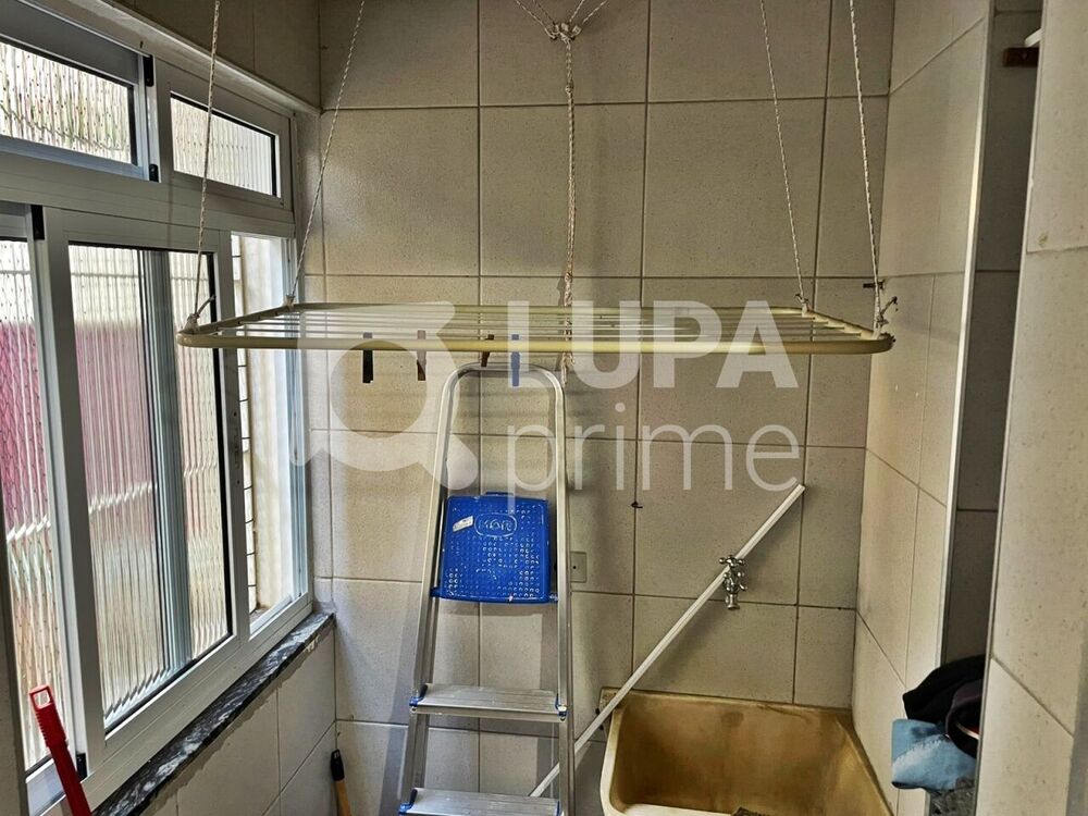 Apartamento à venda com 2 quartos, 47m² - Foto 1