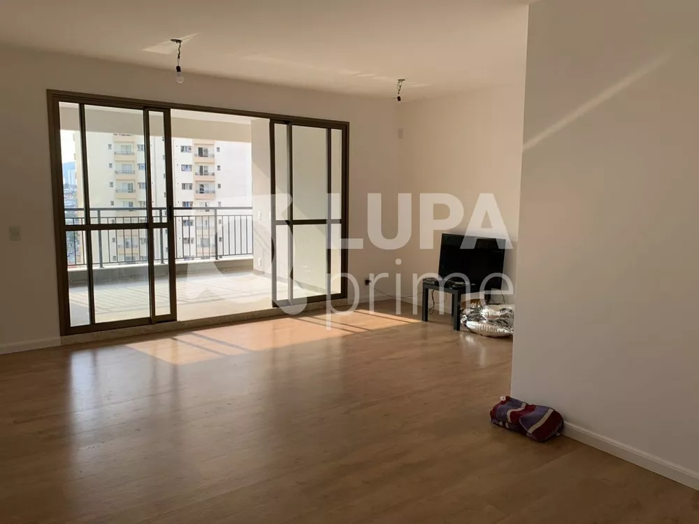 Apartamento à venda com 3 quartos, 108m² - Foto 1