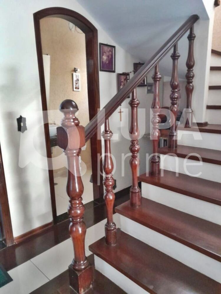 Casa, 3 quartos, 202 m² - Foto 3