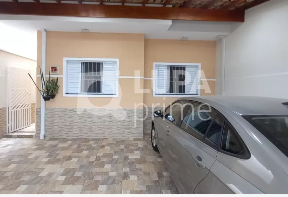 Casa à venda com 3 quartos, 104m² - Foto 2