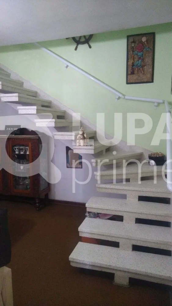 Casa, 3 quartos, 230 m² - Foto 1