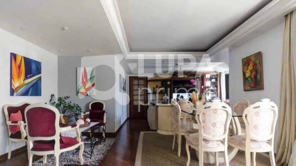 Apartamento, 3 quartos, 160 m² - Foto 1