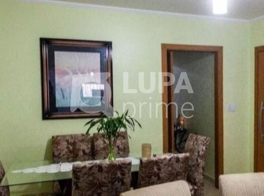 Casa, 3 quartos, 178 m² - Foto 2